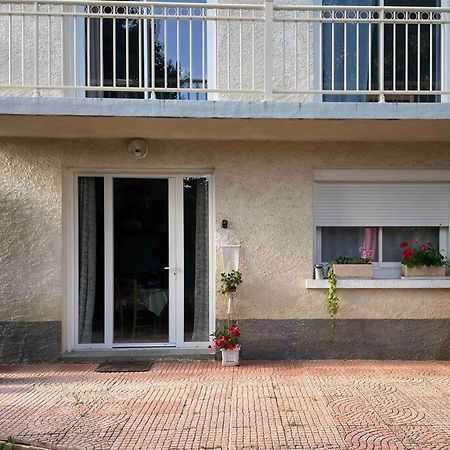 Logement Au Calme Pres D'Aurillac Sansac-de-Marmiesse Екстериор снимка