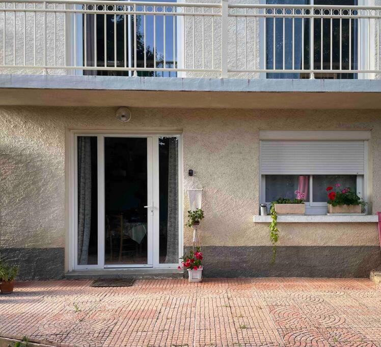 Logement Au Calme Pres D'Aurillac Sansac-de-Marmiesse Екстериор снимка